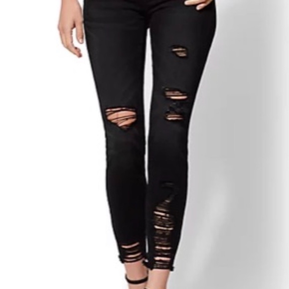 8 Mid Rise Destroyed Super Skinny Ankle Jeans - Picture 2 of 5